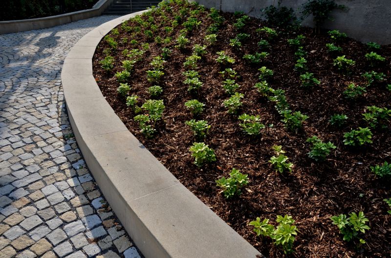 Commercial Mulching in Honolulu, HI
